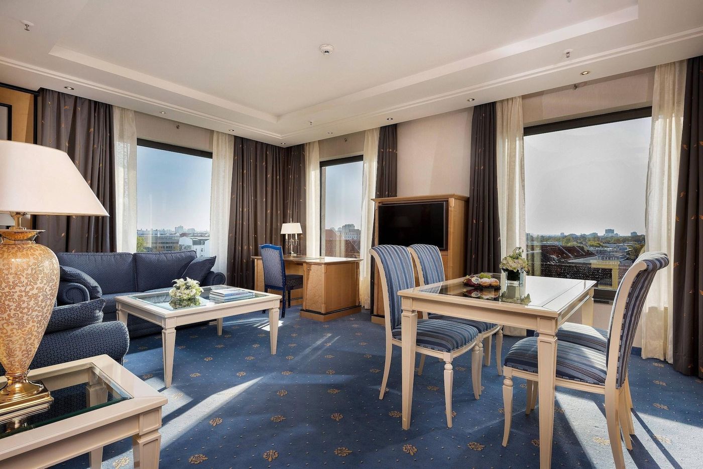 JW-Marriott-Hotel-Berlin-Room-12