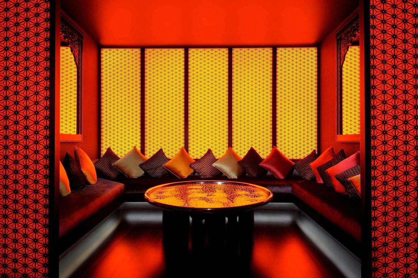 JW-Marriott-Marquis-Hotel-Dubai-Restaurant-68