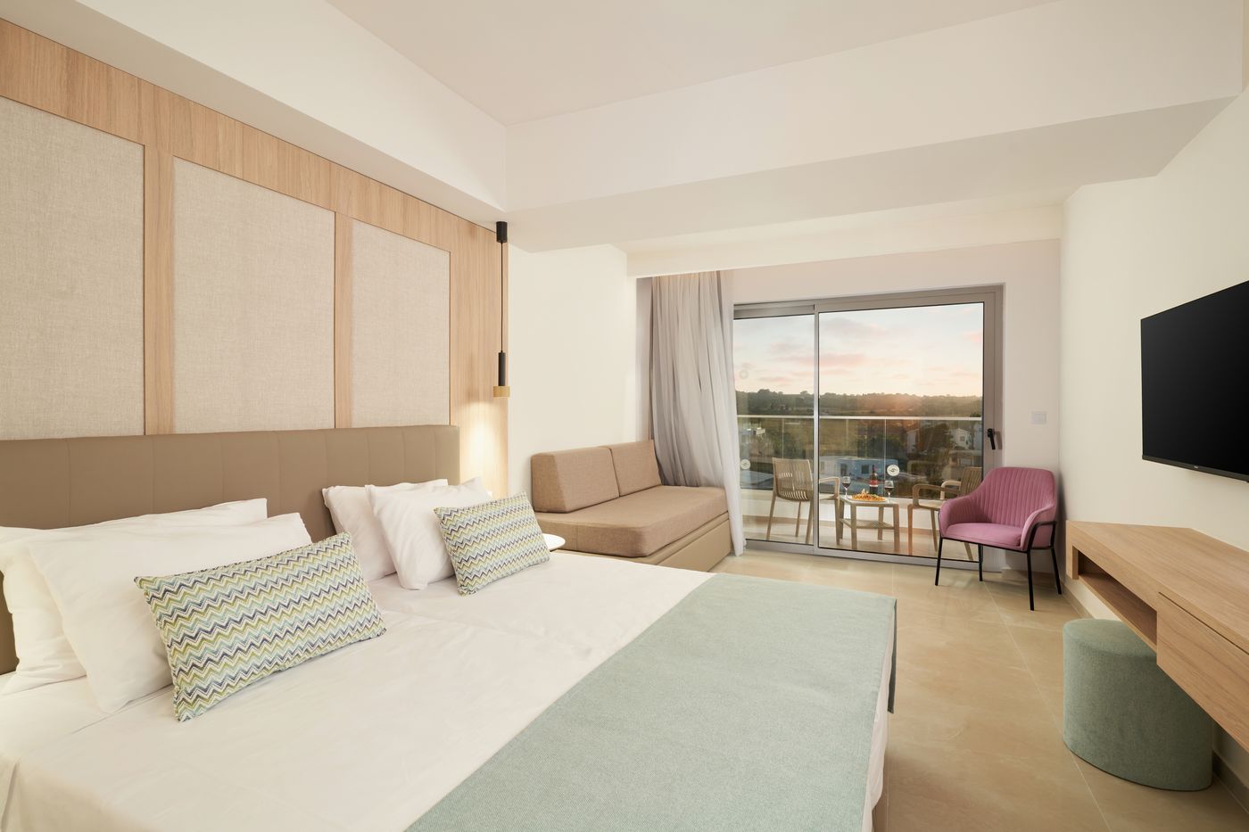 Maris Grand Waterpark Resort