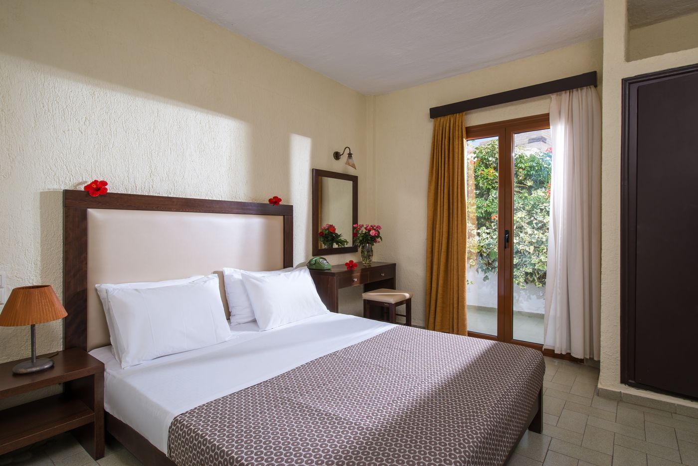 South Coast Hotel and Apartments