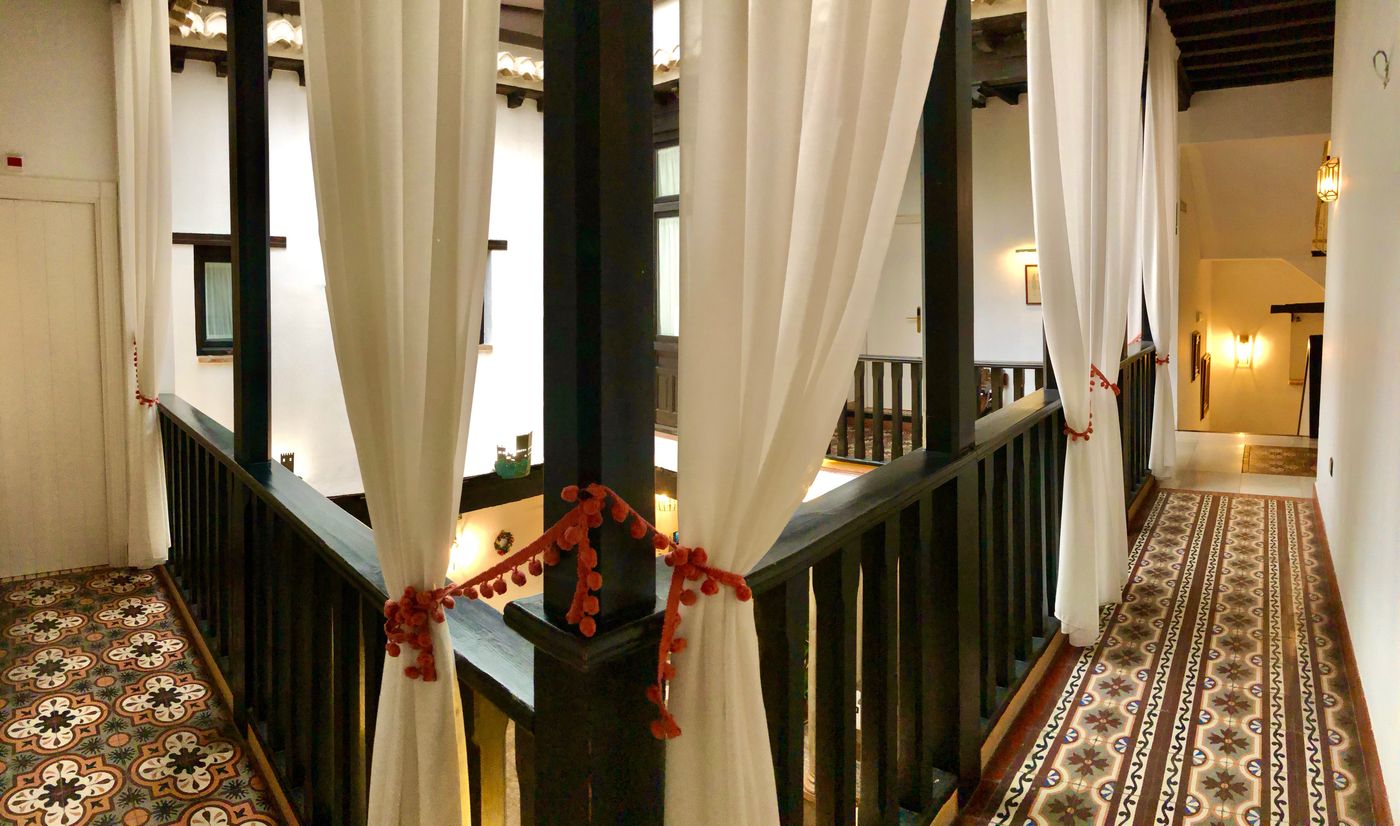 Rosa De Oro-Spain-Granada-General view-5