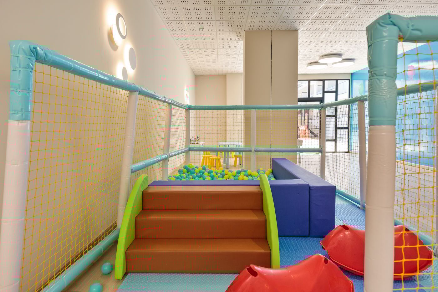 Best-Oasis-Tropical-Sports-and-Entertainment-68