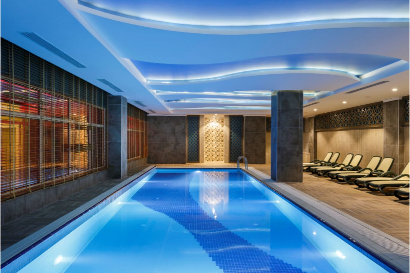 Well-Palace-Side-Pool-63