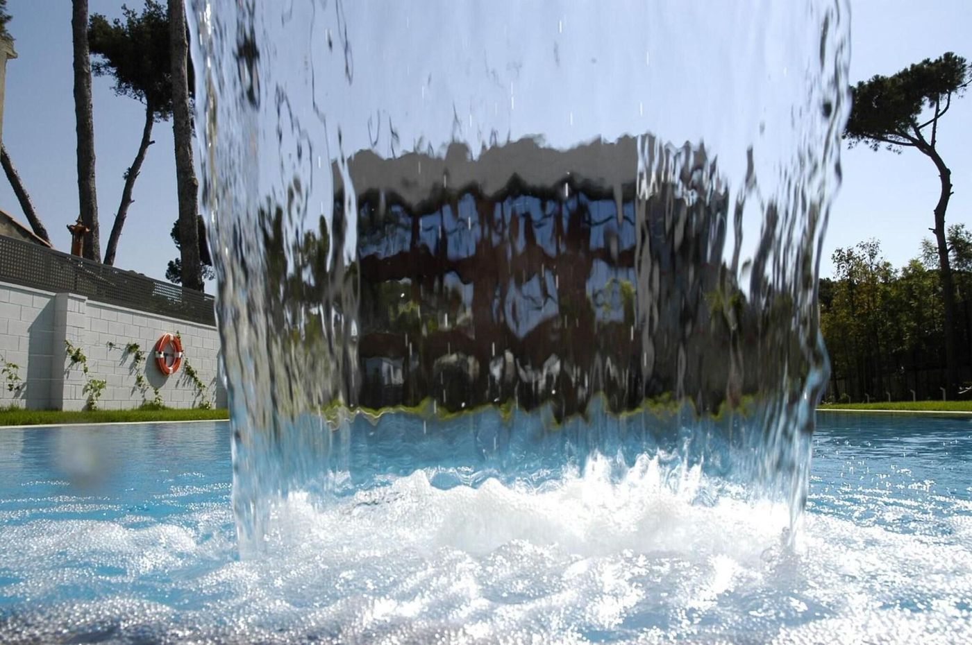 Royal-Marina-Gardens-Pool-13