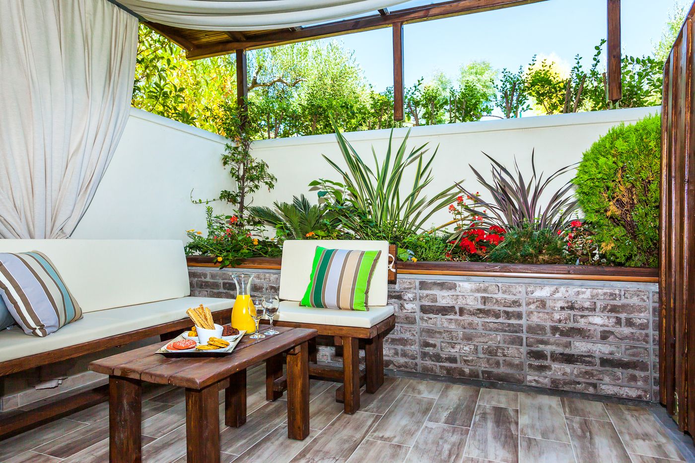 Anastasia-Resort-Room-23