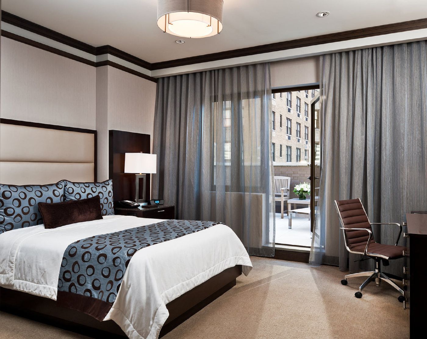 The-Pearl-Hotel-New-York-Room-11
