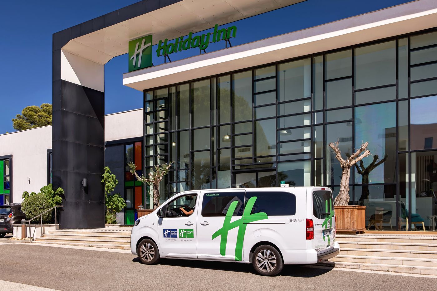 Holiday Inn Marseille Airport-France-Vitrolles-General view-1