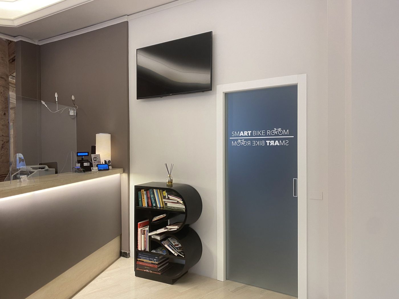 SmArt-Hotel-Bartolini-Sports-and-Entertainment-44