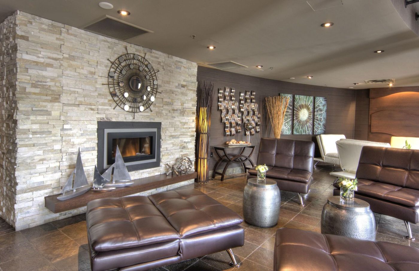 The-Lonsdale-Quay-Lobby-5
