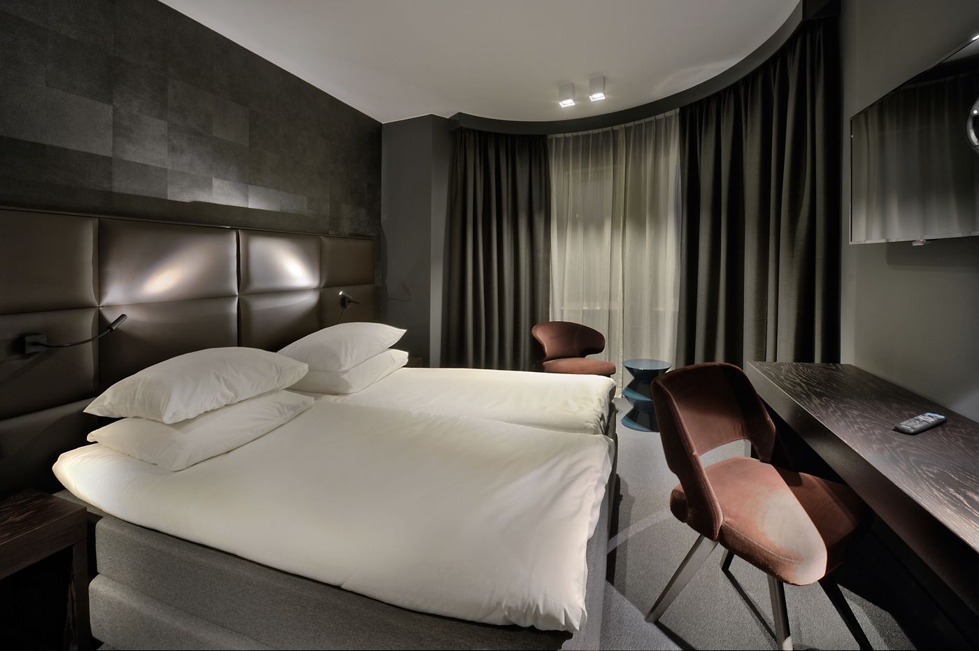 Amsterdam-Forest-Hotel-Room-15