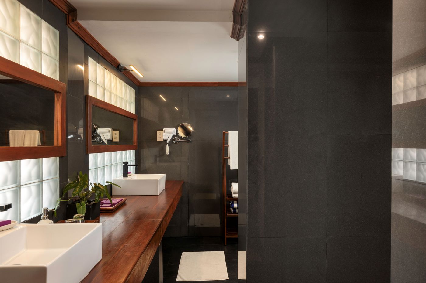 EKHO-Surf-Bentota-Room-35