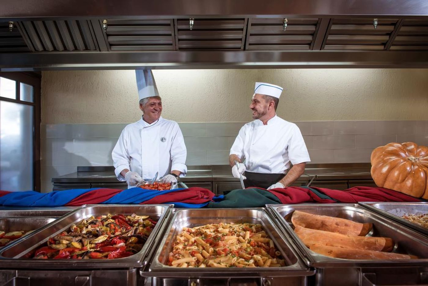 Hersonissos-Palace-Restaurant-25