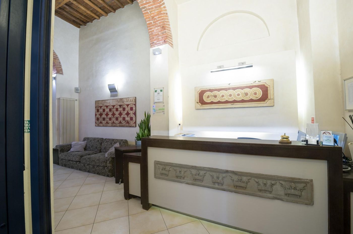 Cosimo-de-Medici-Lobby-8