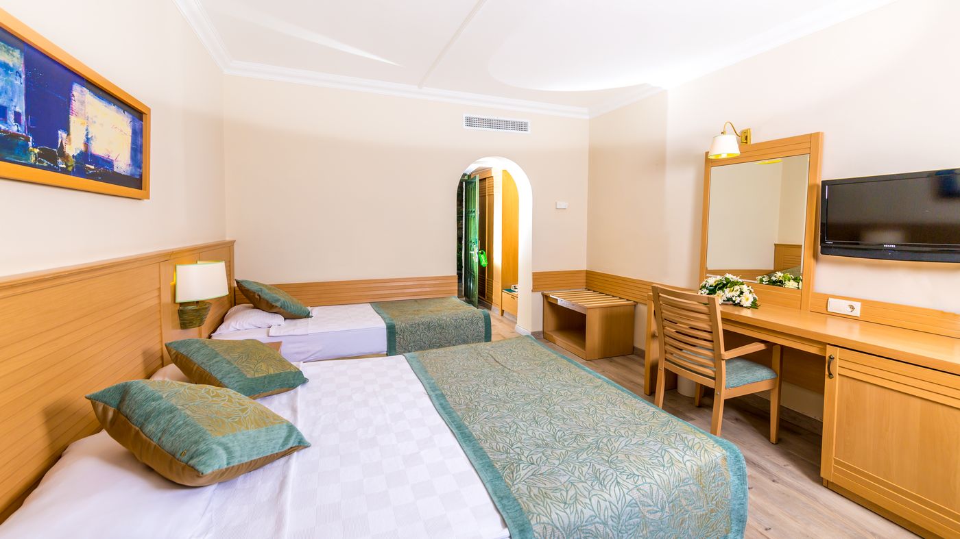 Grand-Yazici-Club-Marmaris-Palace-Room-43