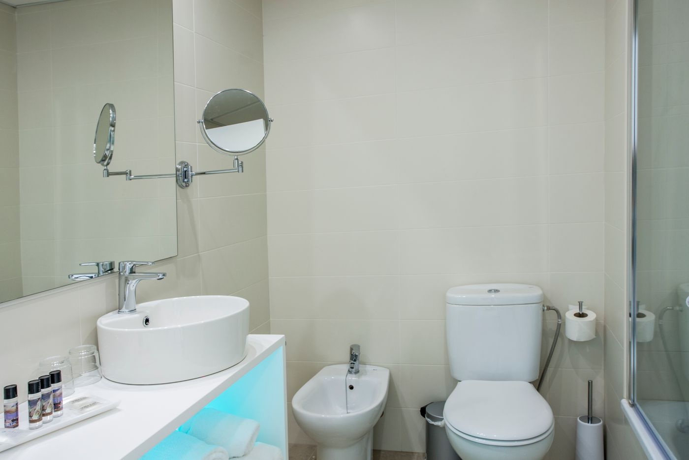 Magic-Aqua-Villa-Luz-Room-27