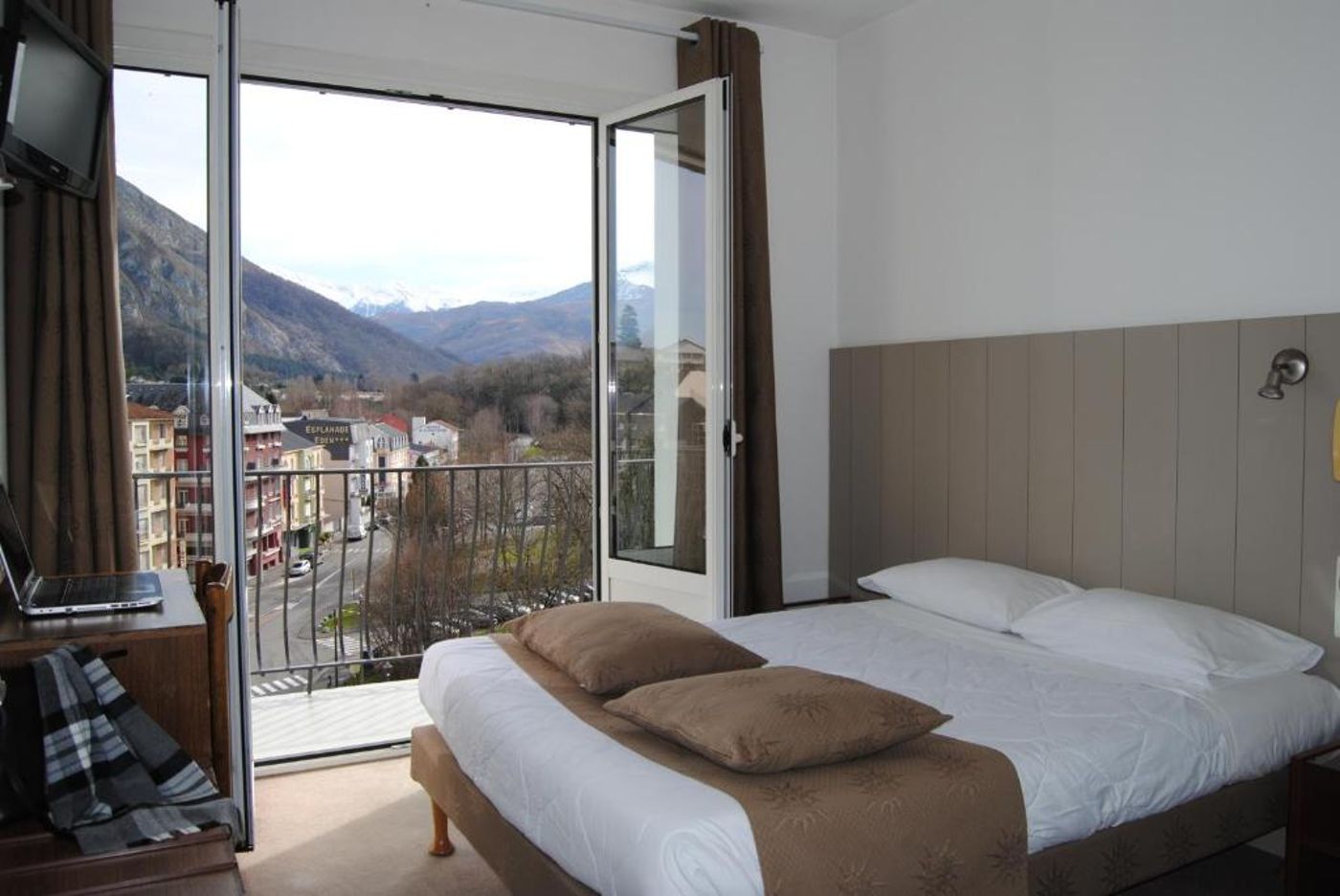 Adonis Lourdes Notre Dame De La Sarte-France-Lourdes-Room-7