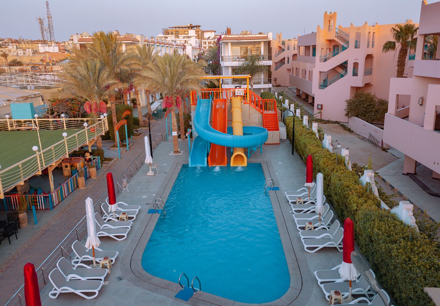 Minamark Beach Resort Hotel