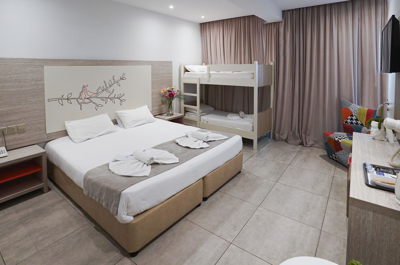 Nicholas-Color-Hotel-Room-24