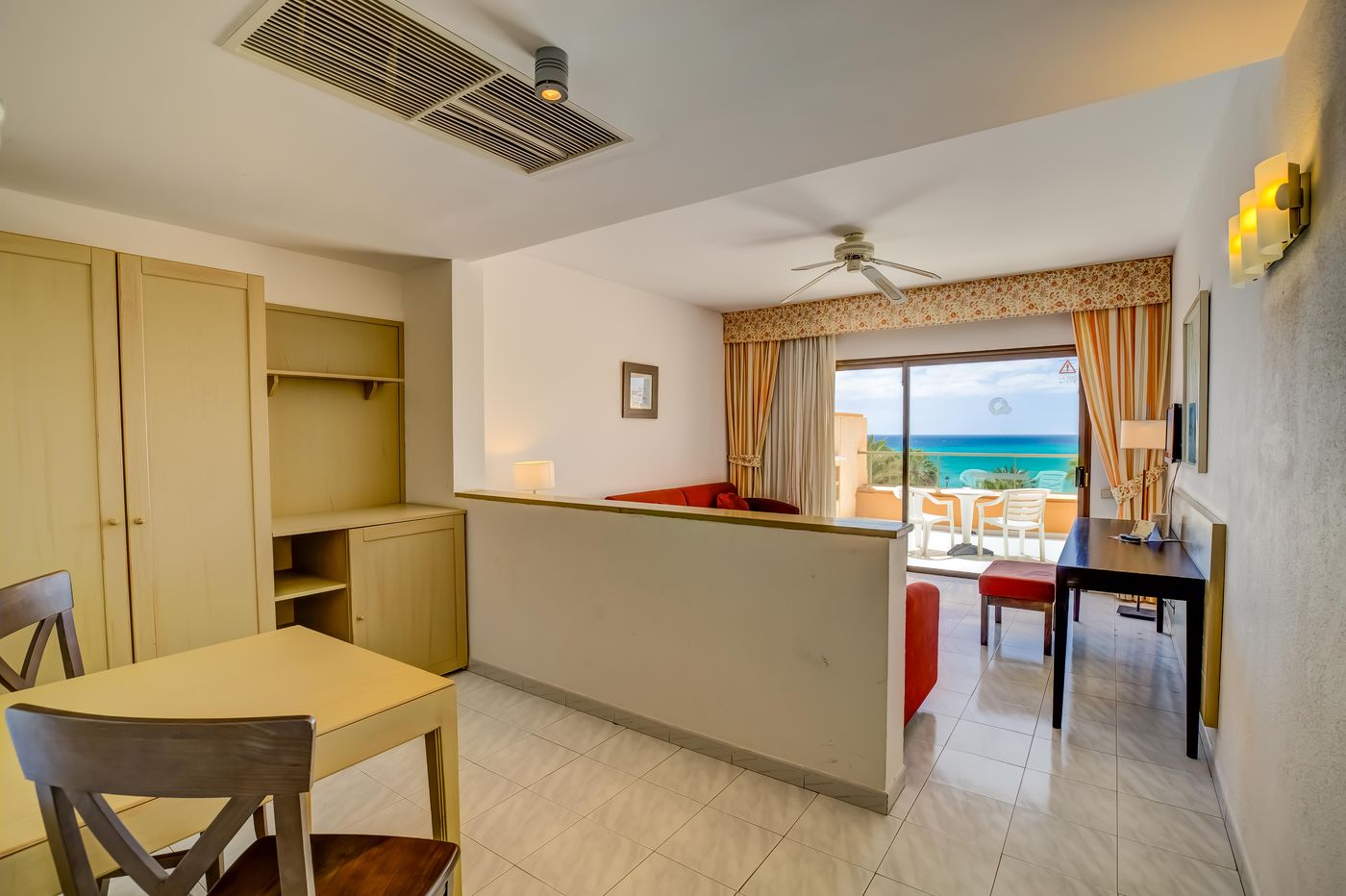 SBH-Taro-Beach-Room-13