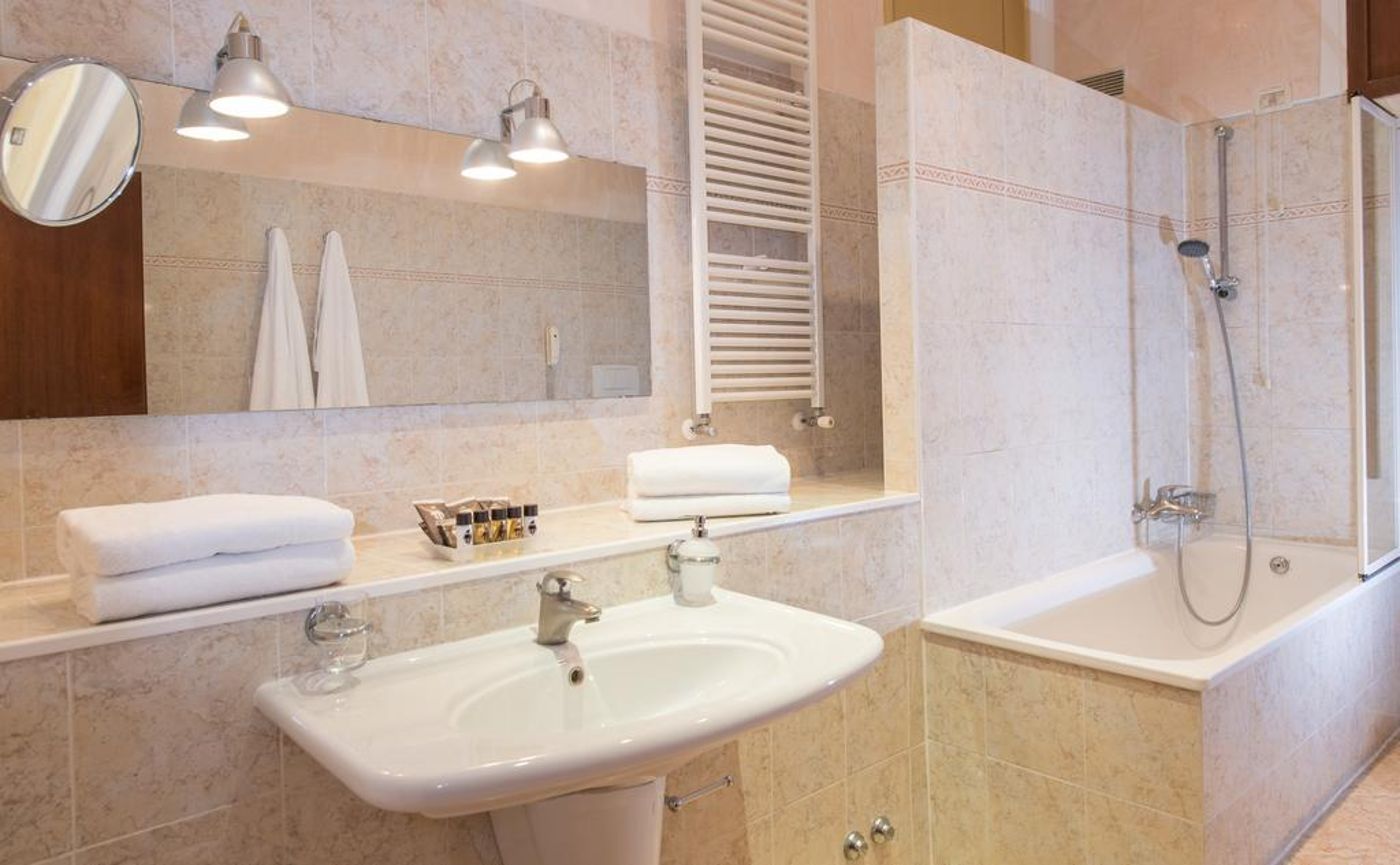 Palazzo-Priuli-Hotel-Room-52