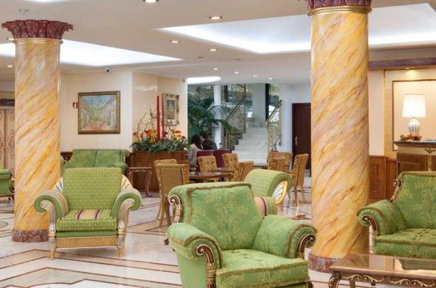 Marconi-Hotel-Lobby-11