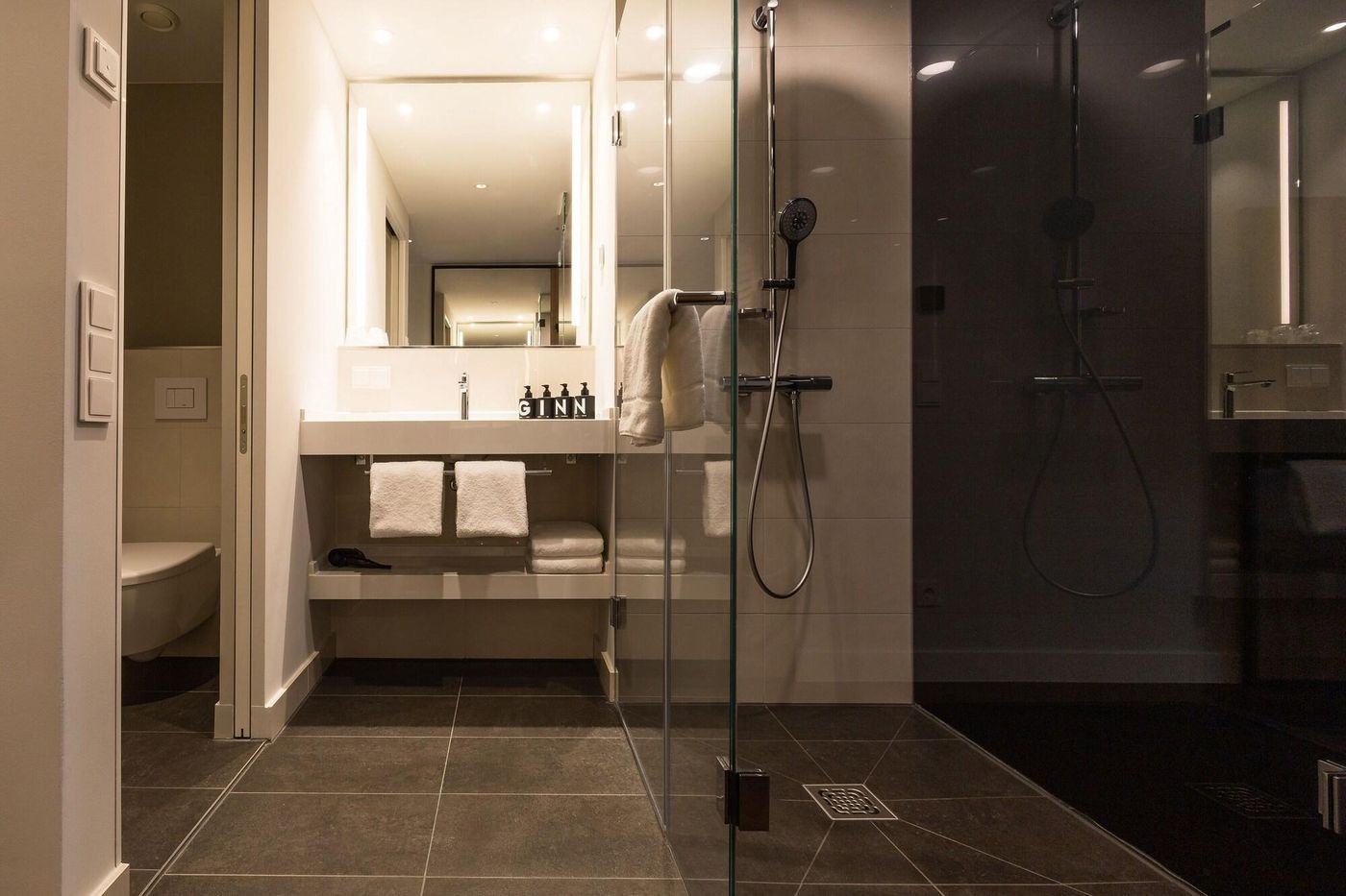 Ginn-City-Lounge-Yorck-Berlin-Room-18