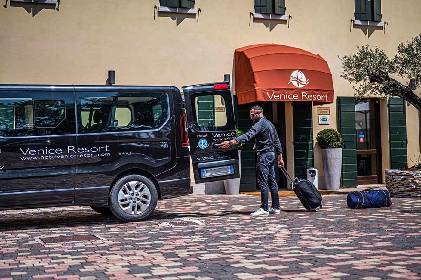 Venice-Resort-Airport-Hotel-General-view-39