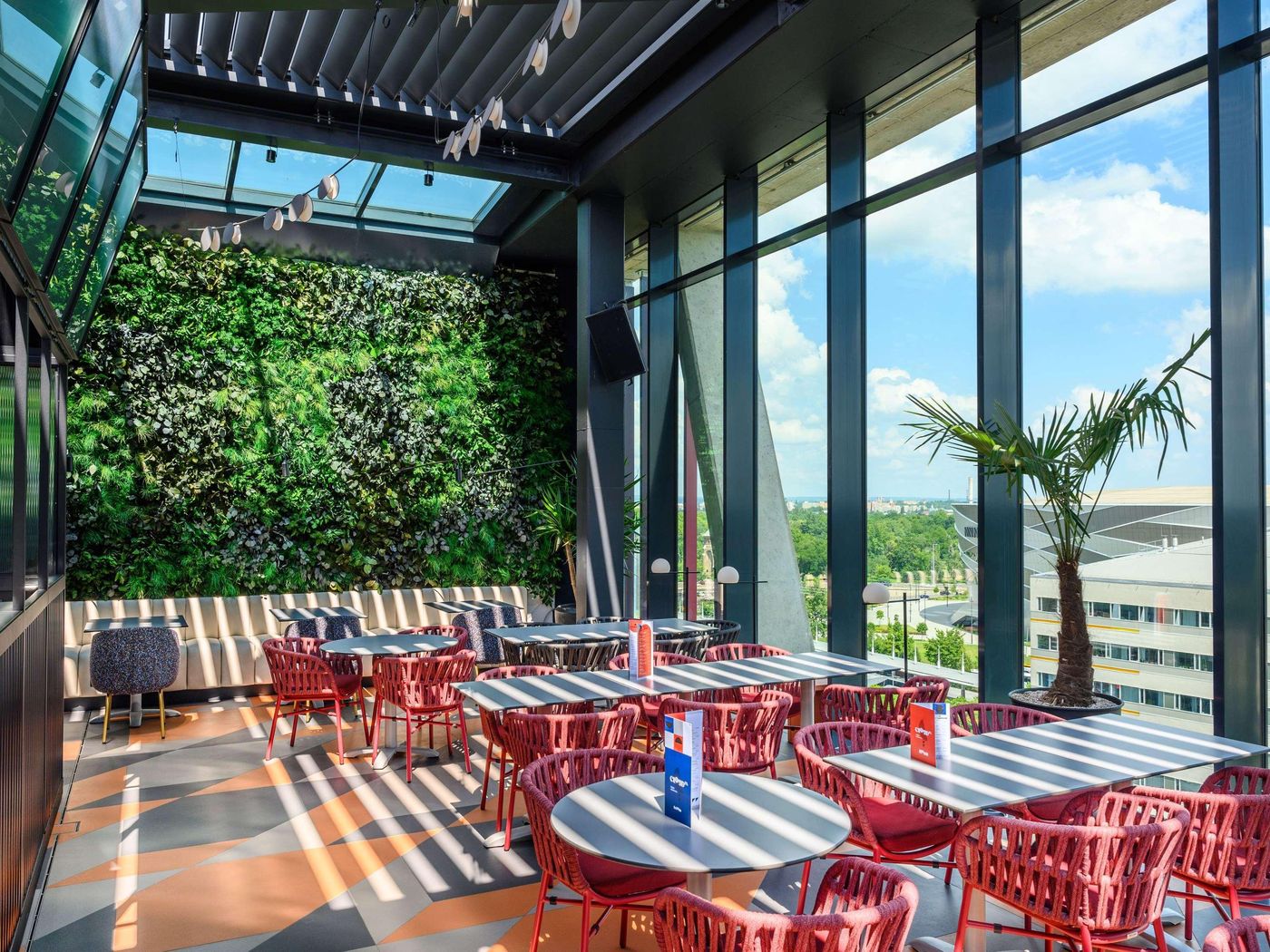 Tribe-Budapest-Stadium-Bar-39