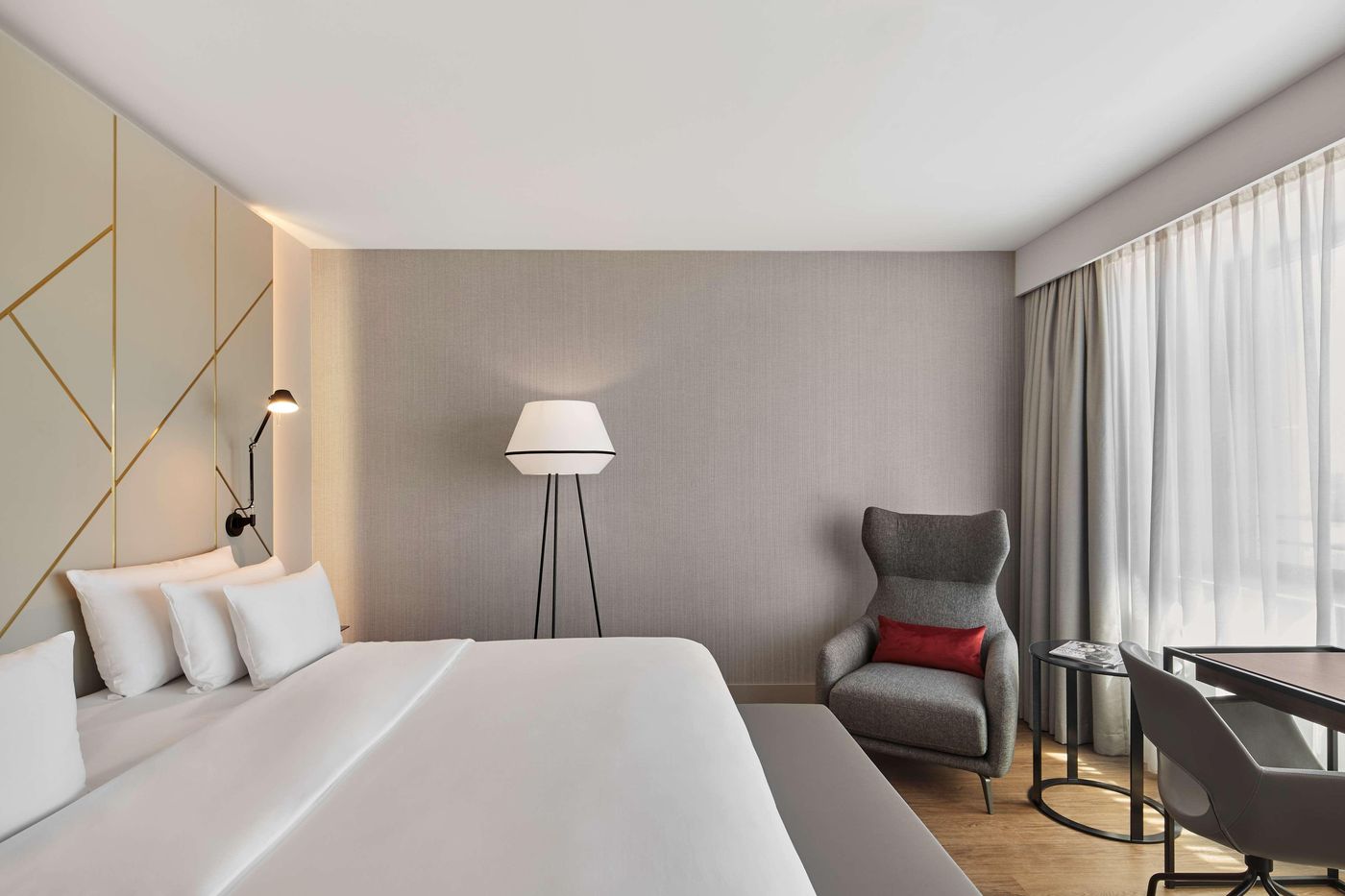 NH-Collection-Munchen-Bavaria-Room-40