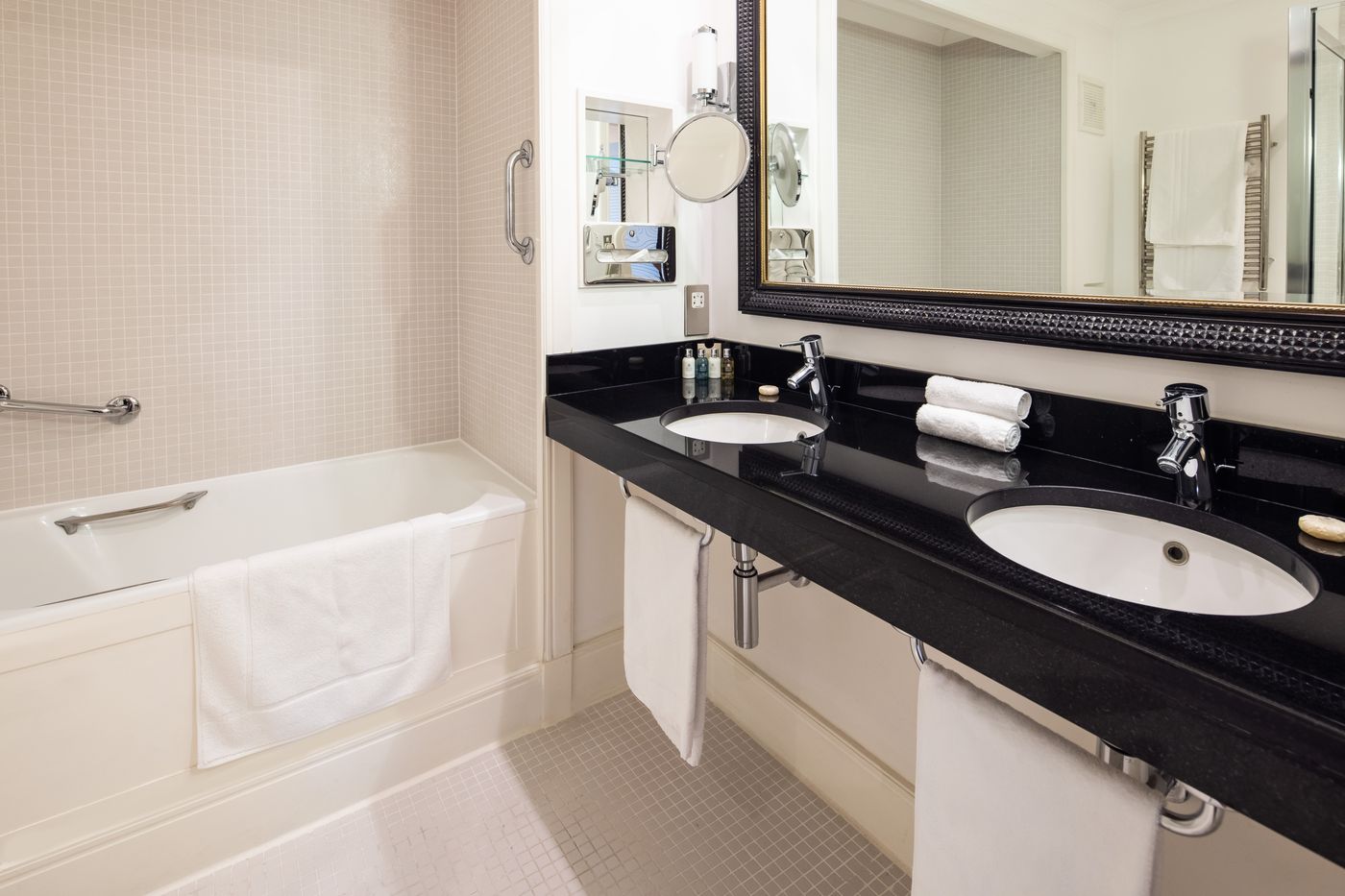 The-Atlantic-Hotel-Room-23