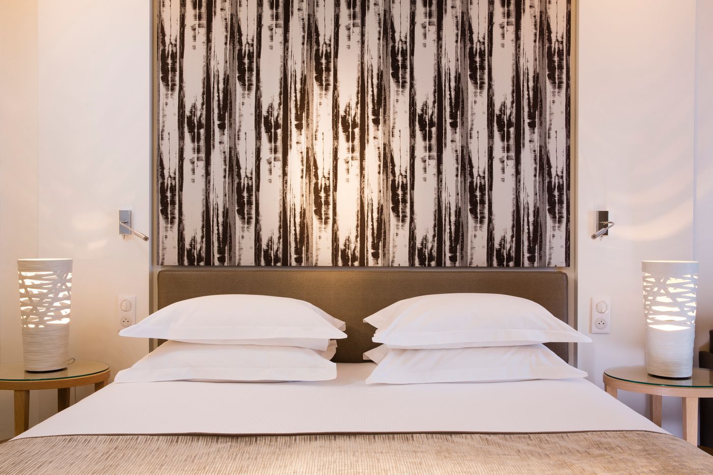 Garden-Elysee-Room-29