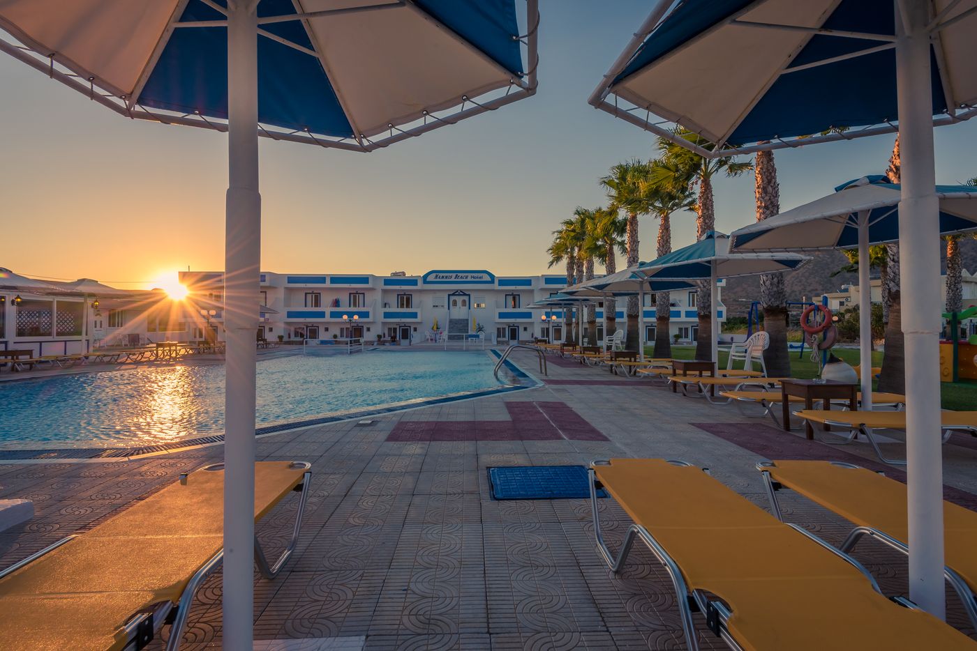 Mammis-Beach-Hotel-Pool-2