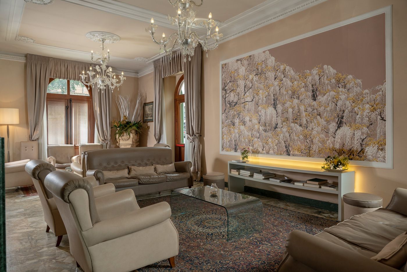 Hotel-Ercolini-e-Savi-Lobby-18
