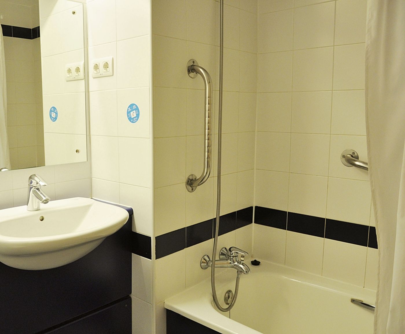 Travelodge-Torrelaguna-General-view-17