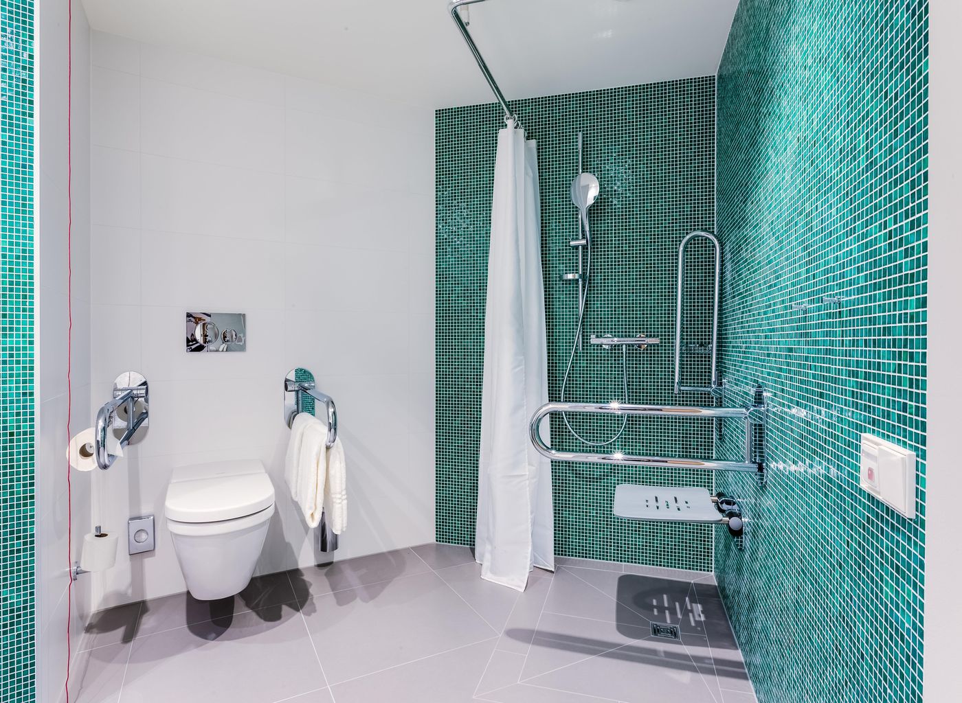 Holiday-Inn-Warsaw-City-Centre-Room-46