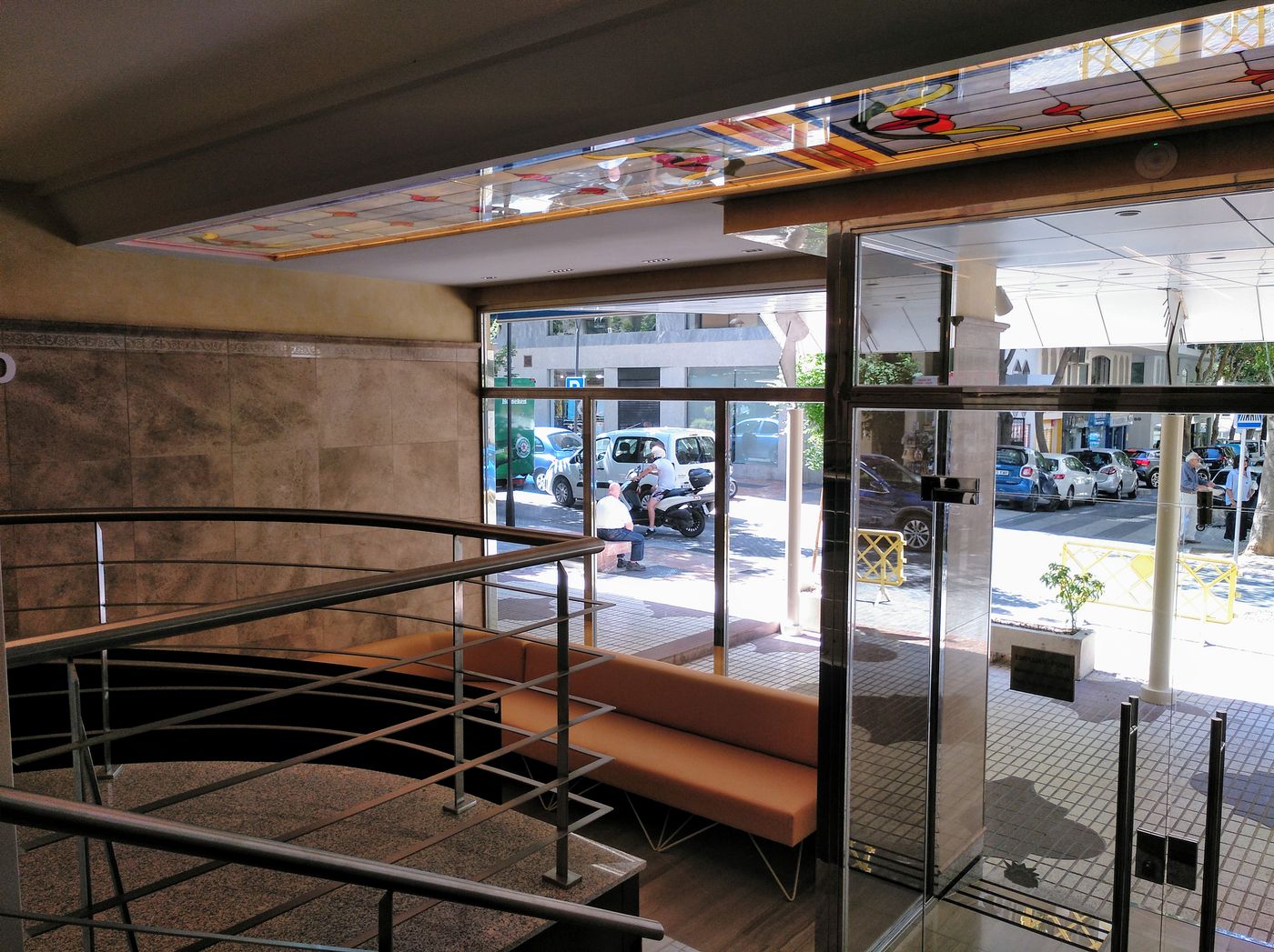 Monarque-El-Rodeo-Lobby-23