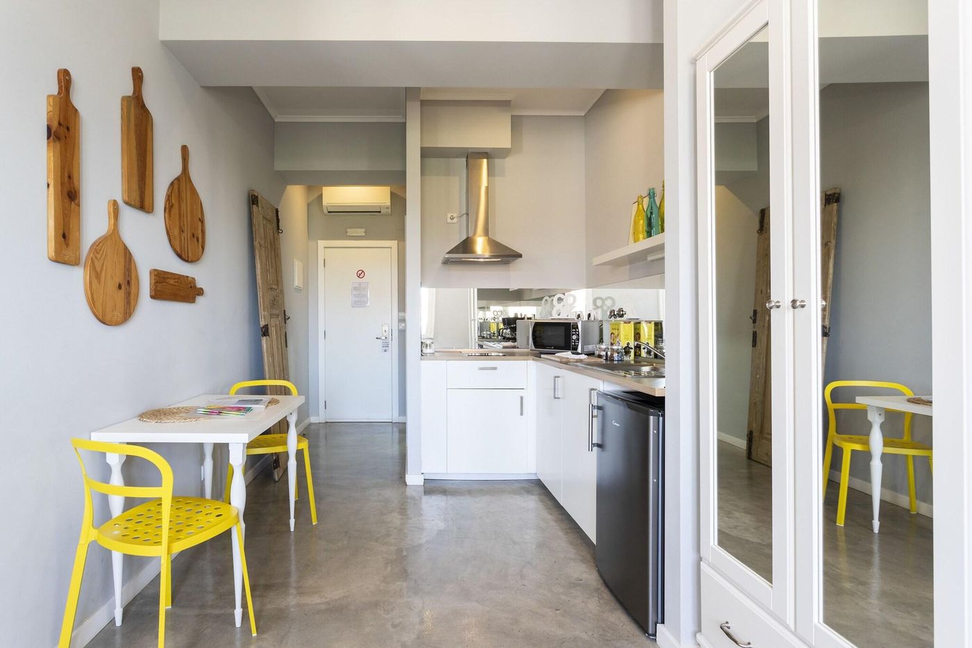 Emporium-Lisbon-Suites-Room-14