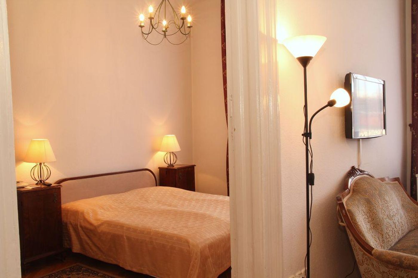 Kalvin House-Hungary-BUDAPEST -General view-7