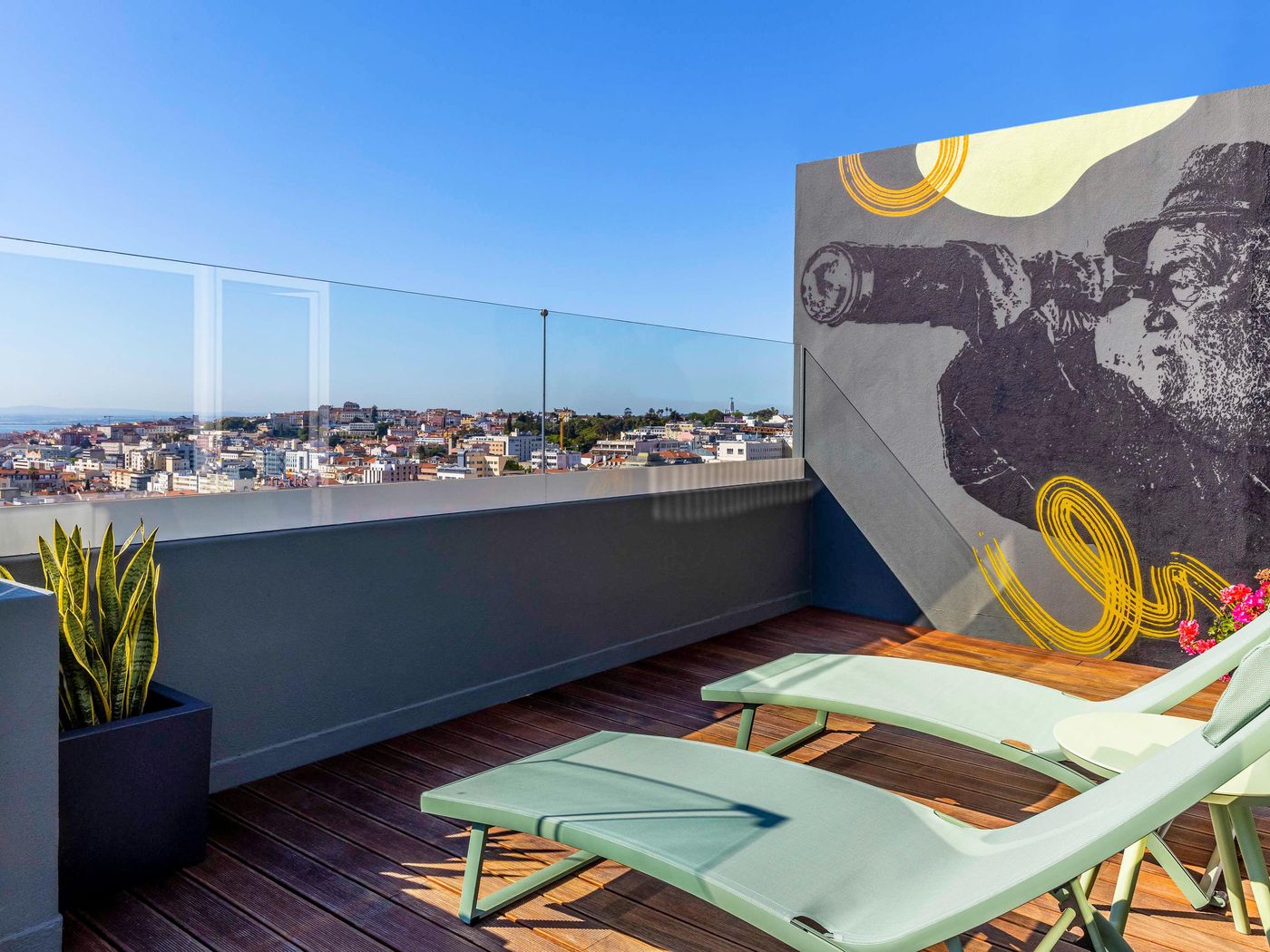 ibis-Styles-Lisboa-Centro-Liberdade-NE-Sports-and-Entertainment-63