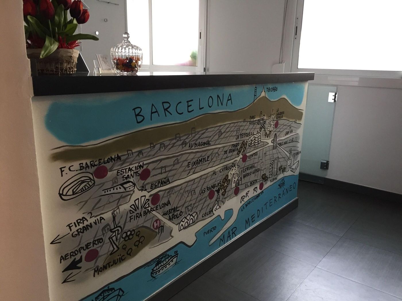 Pensión Peiró-Spain-BARCELONA-Lobby-10