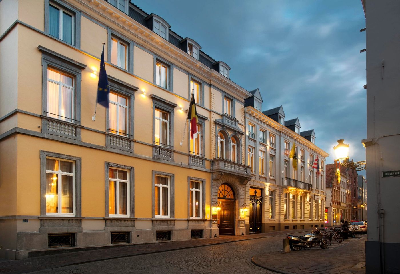 Dukes’ Arches-Belgium-BRUGGE-General view-2