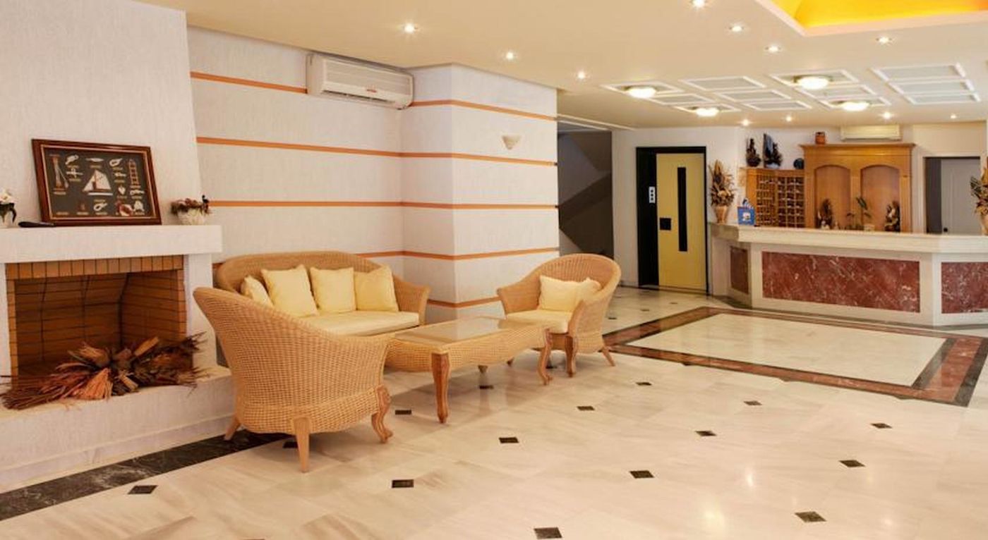 Dedalos-Beach-Hotel-Lobby-33