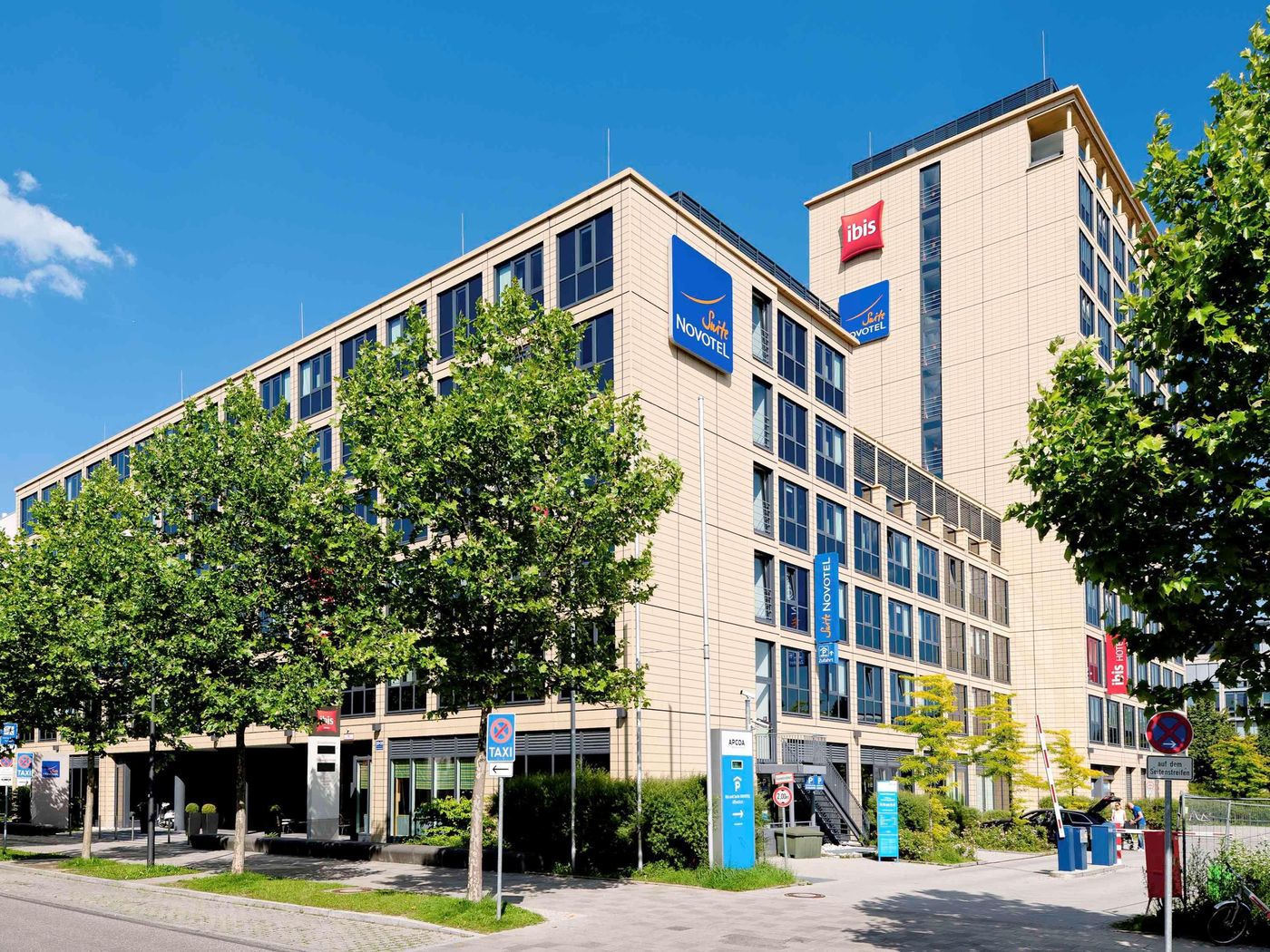 ibis-Muenchen-Parkstadt-Schwabing-General-view-2