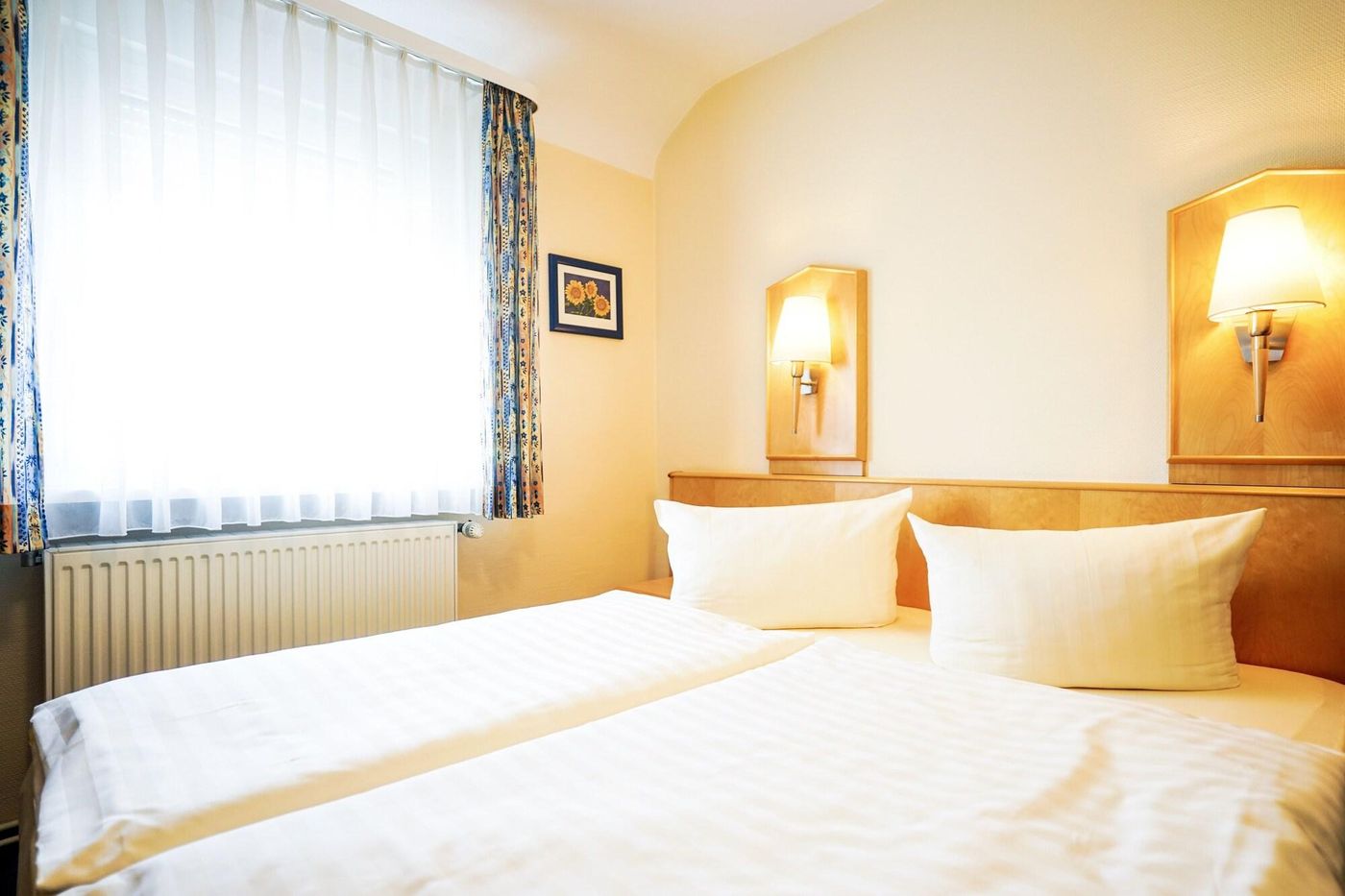 Hotel Sauer Garni - Germany - NEU-ISENBURG - General view - 4