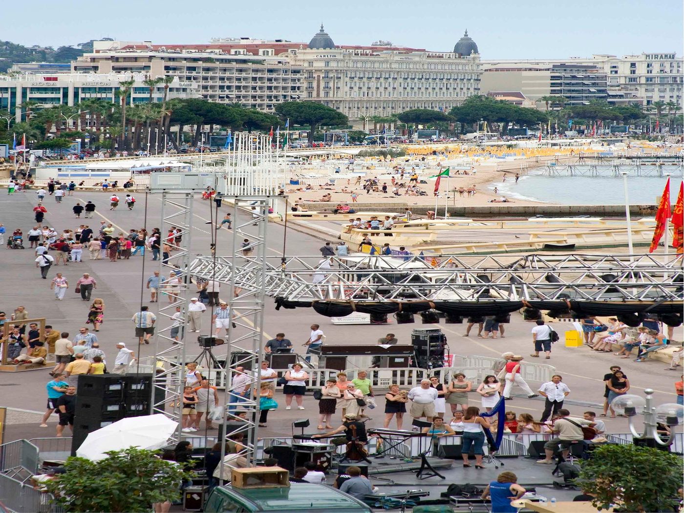 ibis-Styles-Cannes-Le-Cannet-Sports-and-Entertainment-3