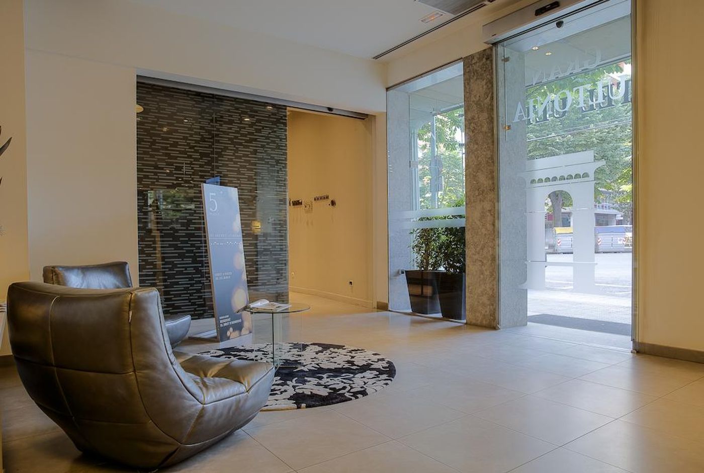 Gran-Ultonia-Lobby-30