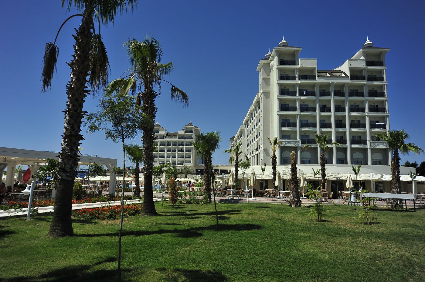 Lake---River-Side-Hotel---Spa-General-view-9