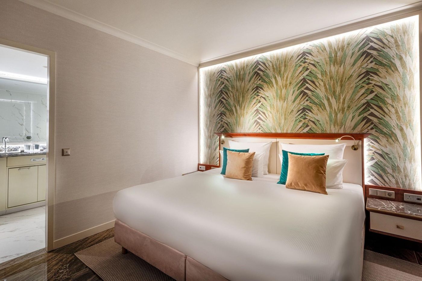 JW-Marriott-Hotel-Berlin-Room-44