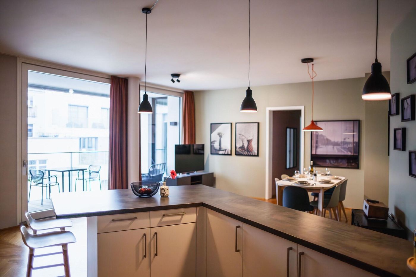 The-Circus-Apartments-Restaurant-12