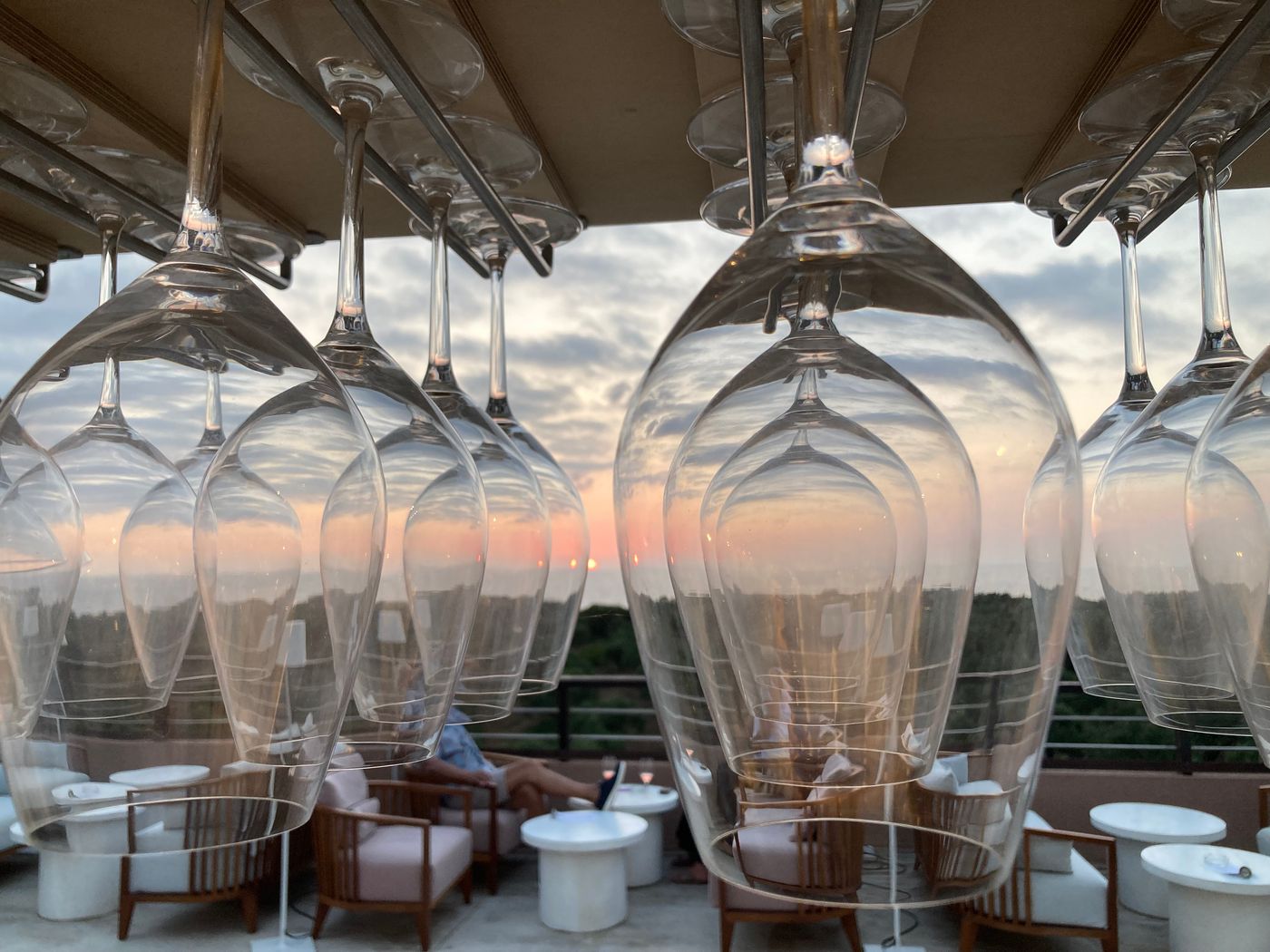 Apollo-Resort-Art-Bar-17